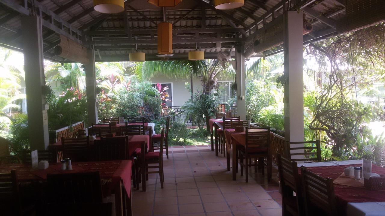 Hotel The Tamarind Sihanoukville Exterior foto